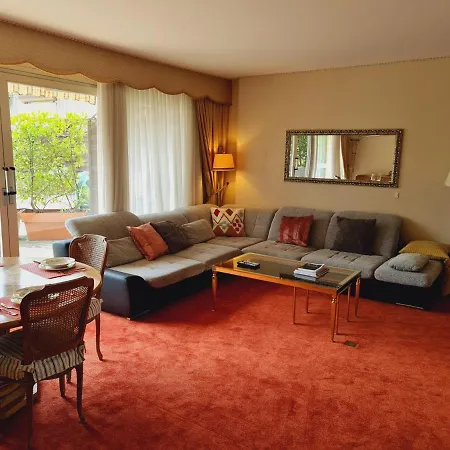 La Terrasse Lake View Apartment *